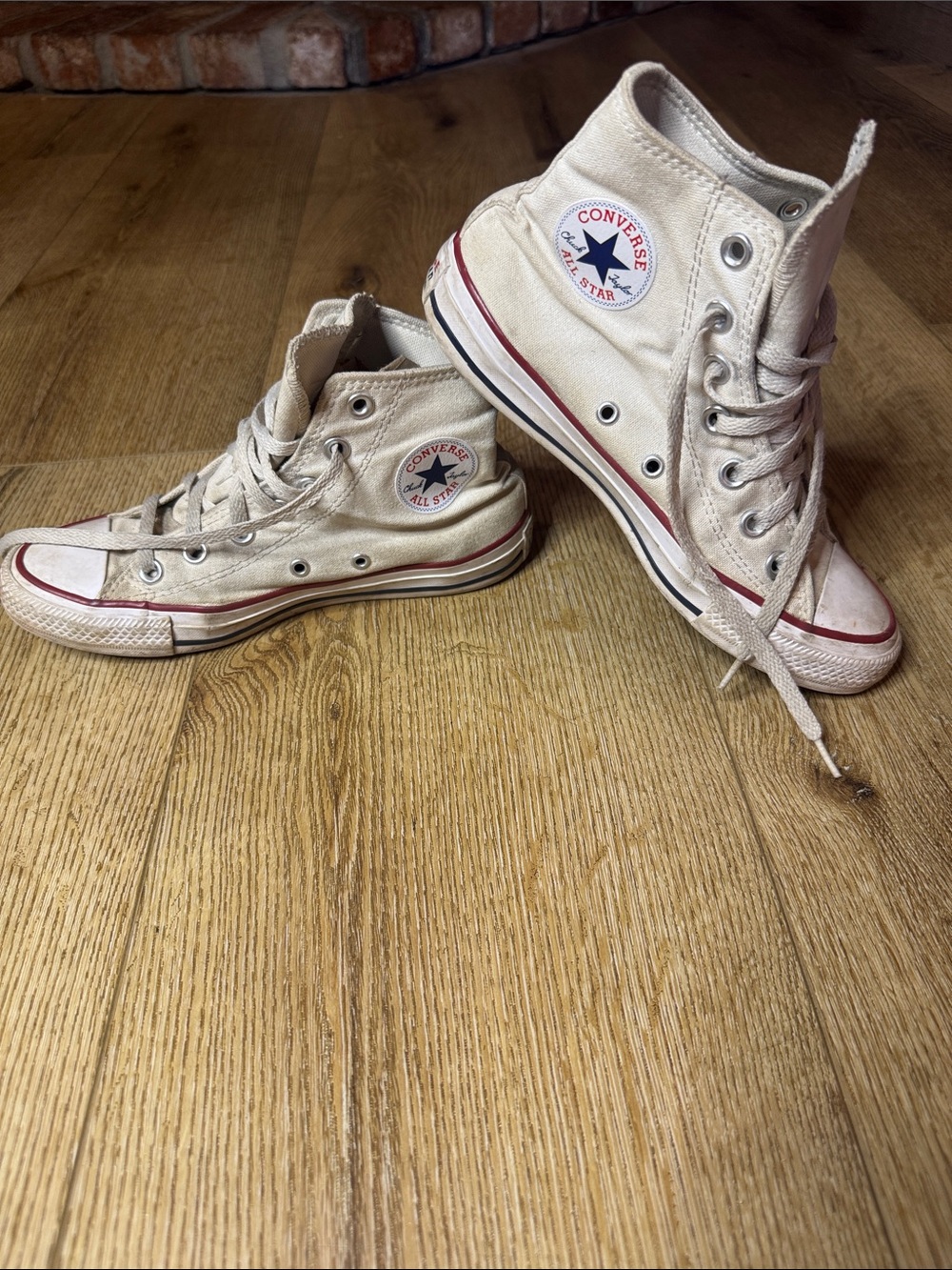 Converse High Top Sneakers in White/off white with Red Trim
